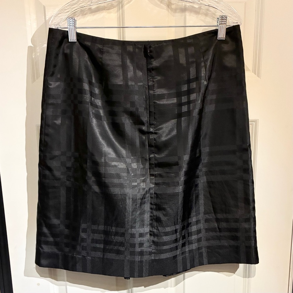 H&M Shimmering Black Midi Full Flare Skirt - Size: 12 - Picture 2 of 5